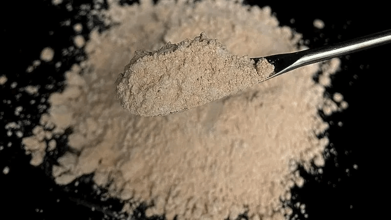 據(jù)國(guó)外媒體報(bào)道:近日,研究人員發(fā)現(xiàn)了一種利用采礦廢料作為潛在的、更廉價(jià)的制氫催化劑的方法。昆士蘭大學(xué)的Ziqi Sun教授和Hong Peng博士領(lǐng)導(dǎo)了一項(xiàng)研究,只用少量活性金屬就能制造出一種新的催化劑。 據(jù)國(guó)外媒體報(bào)道:近日,研究人員發(fā)現(xiàn)了一種利用采礦廢料作為潛在的、更廉價(jià)的制氫催化劑的方法。昆士蘭大學(xué)的Ziqi Sun教授和Hong Peng博士領(lǐng)導(dǎo)了一項(xiàng)研究,只用少量活性金屬就能制造出一種新的催化劑。