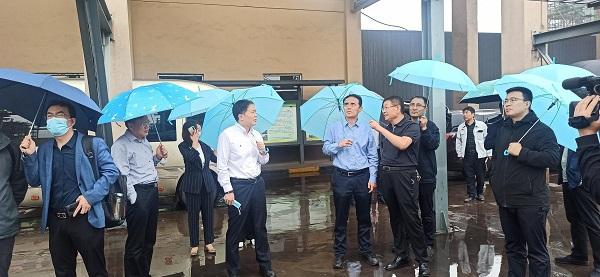 張克軍副廳長帶隊就二氧化碳加氫制甲醇技術開展實地調研.jpg 張克軍副廳長帶隊就二氧化碳加氫制甲醇技術開展實地調研.jpg