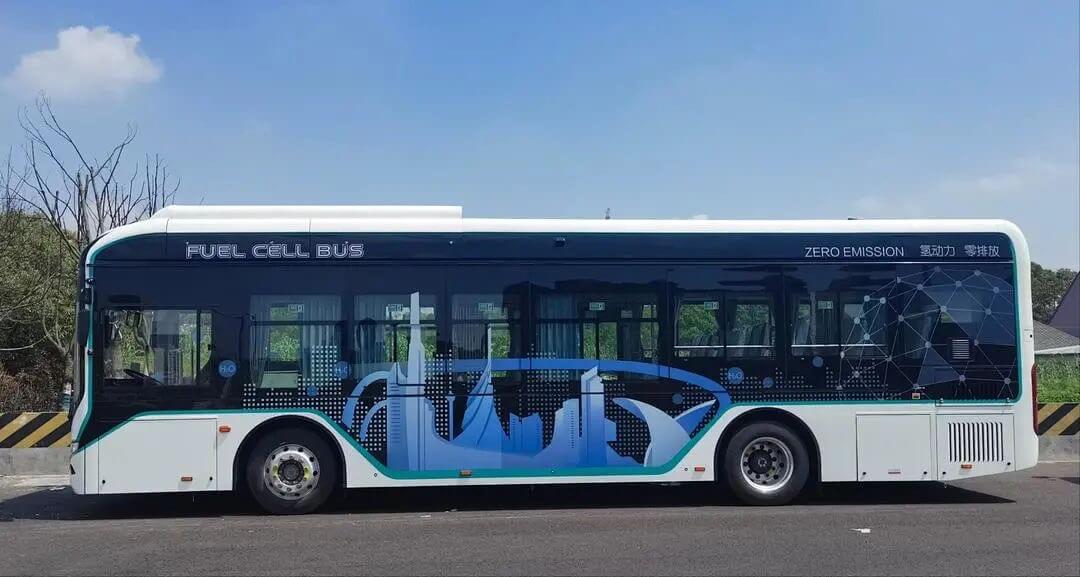 上海氫能公交即日起在臨港運營，可使用數字人民幣乘車.jpg