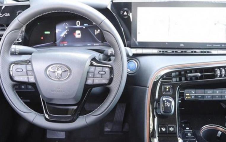 豐田全新Mirai實拍曝光,搭載氫動力系統.jpg 豐田全新Mirai實拍曝光,搭載氫動力系統.jpg