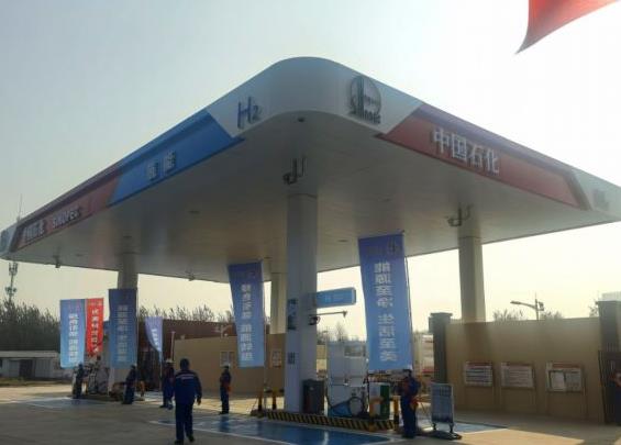 山東第一個高速加氫站投入使用,“氫能高速”今年建成.jpg 山東第一個高速加氫站投入使用,“氫能高速”今年建成.jpg