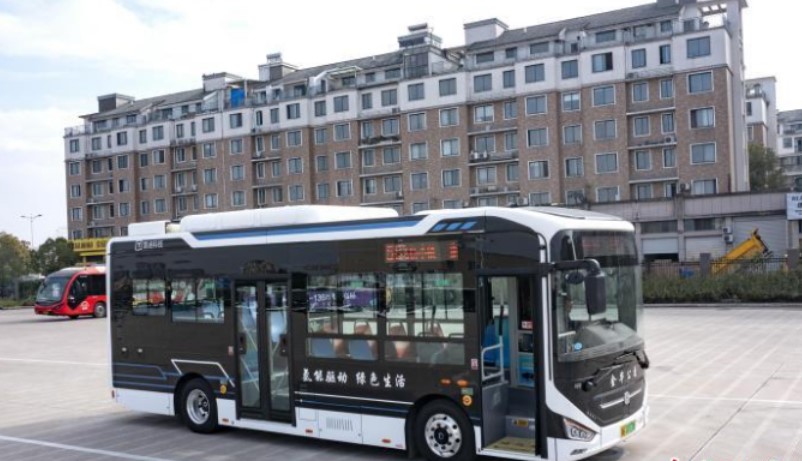 浙江金華將開通首條氫能公交示范線.jpg