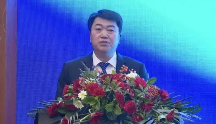 東勝區委書記高屹東致辭.jpg 東勝區委書記高屹東致辭.jpg