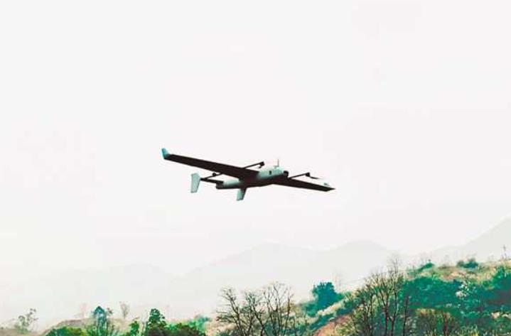 國內續航時間最長氫動力無人機在渝首飛.jpg