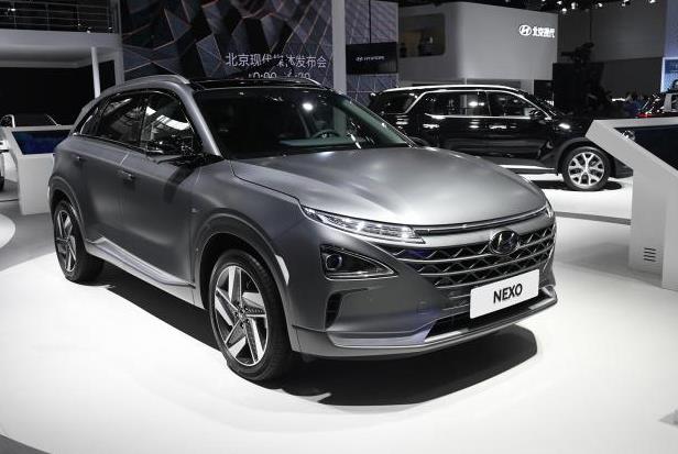 現(xiàn)代汽車氫燃料電池SUV車型Nexo中國(guó)版正式獲得北京新能源汽車牌照.jpg