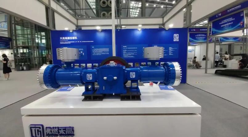 為什么會(huì)選用隔膜壓縮機(jī)?“佛燃天高”為您解答!.jpg 為什么會(huì)選用隔膜壓縮機(jī)?“佛燃天高”為您解答!.jpg