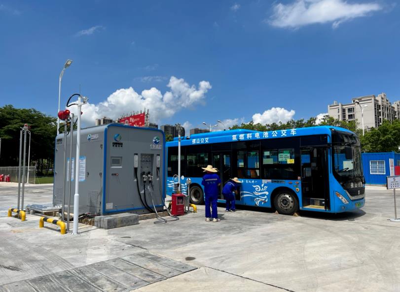 打破技術壟斷!康普銳斯這臺氫氣壓縮機大幅降低加氫站建設成本.jpg 打破技術壟斷!康普銳斯這臺氫氣壓縮機大幅降低加氫站建設成本.jpg