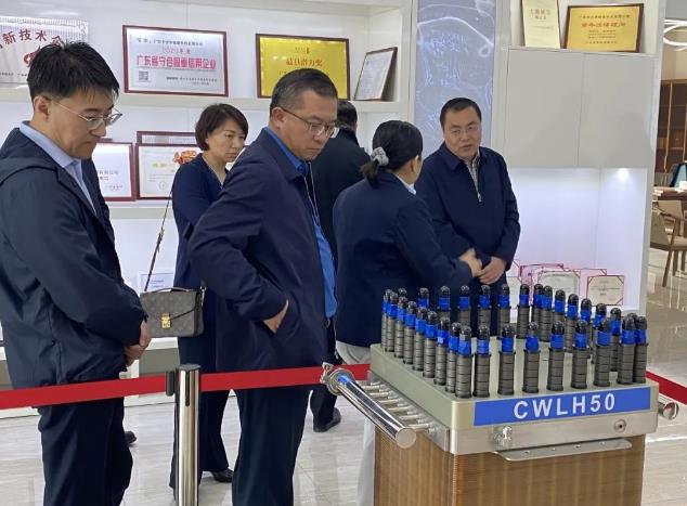 大興區(qū)委副書記石銀峰一行蒞臨卡沃羅調(diào)研指導(dǎo).jpg 大興區(qū)委副書記石銀峰一行蒞臨卡沃羅調(diào)研指導(dǎo).jpg