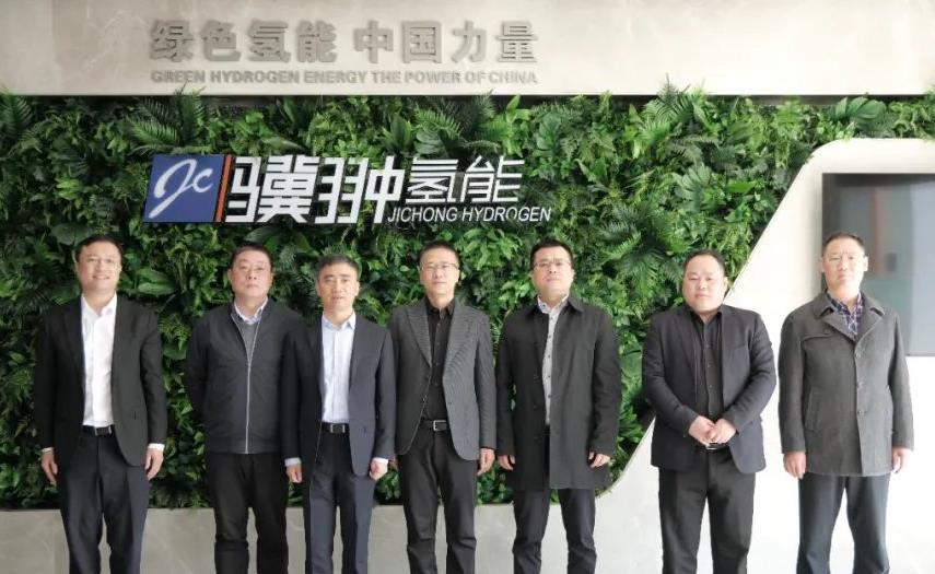 張家港市委常委張志明一行考察上海驥翀.jpg 張家港市委常委張志明一行考察上海驥翀.jpg