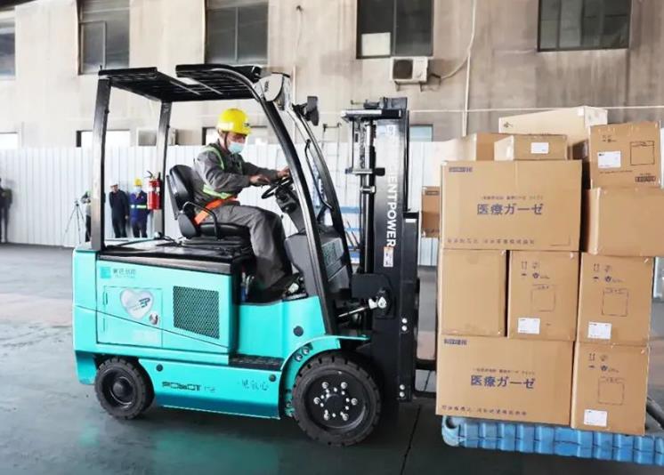 翼迅創能FOBOT F系列氫能叉車.jpg