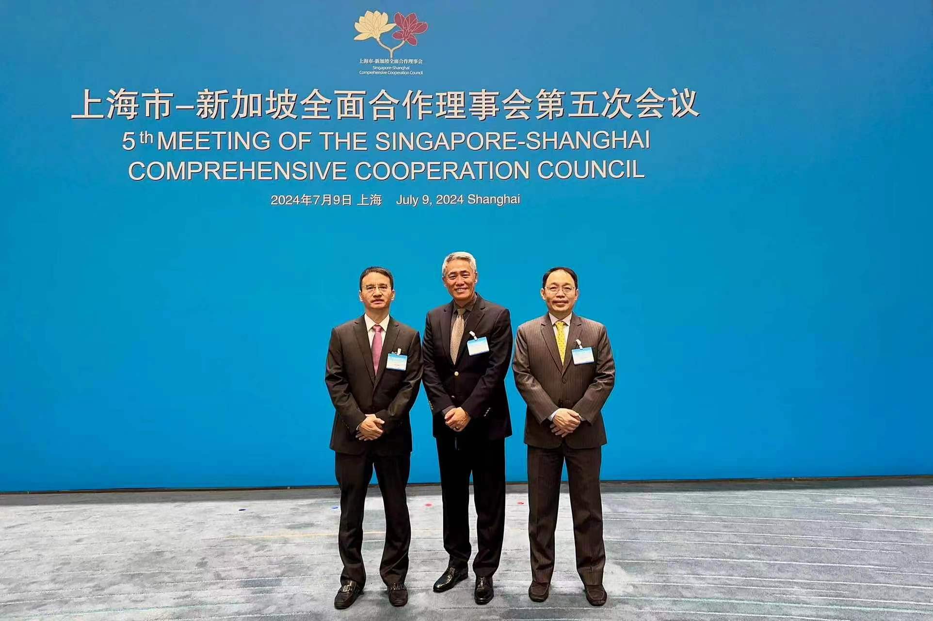 合影留念.jpg 合影留念.jpg